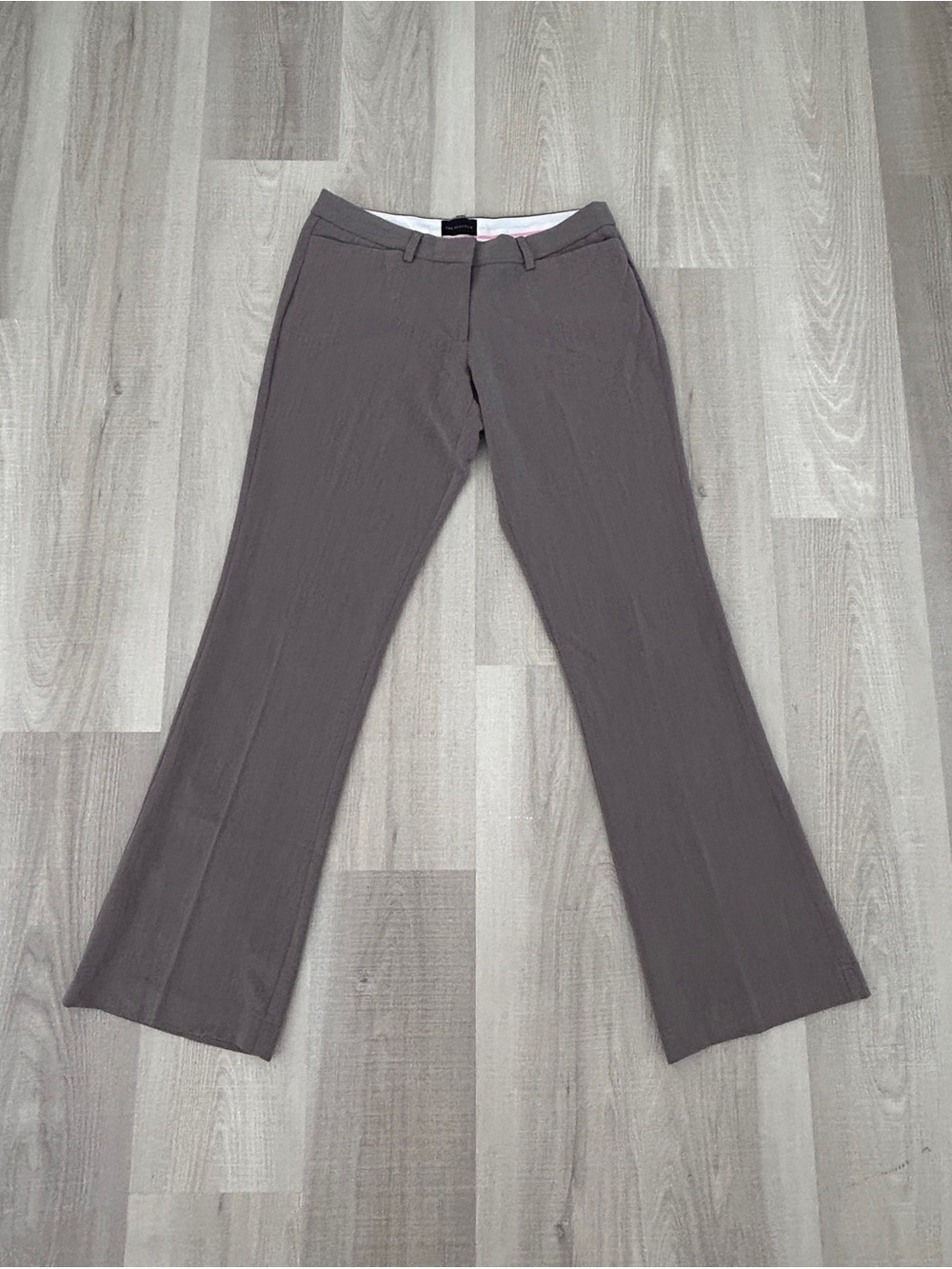 The Limited Drew Fit Low-Rise Flare Dress Pants Size 6